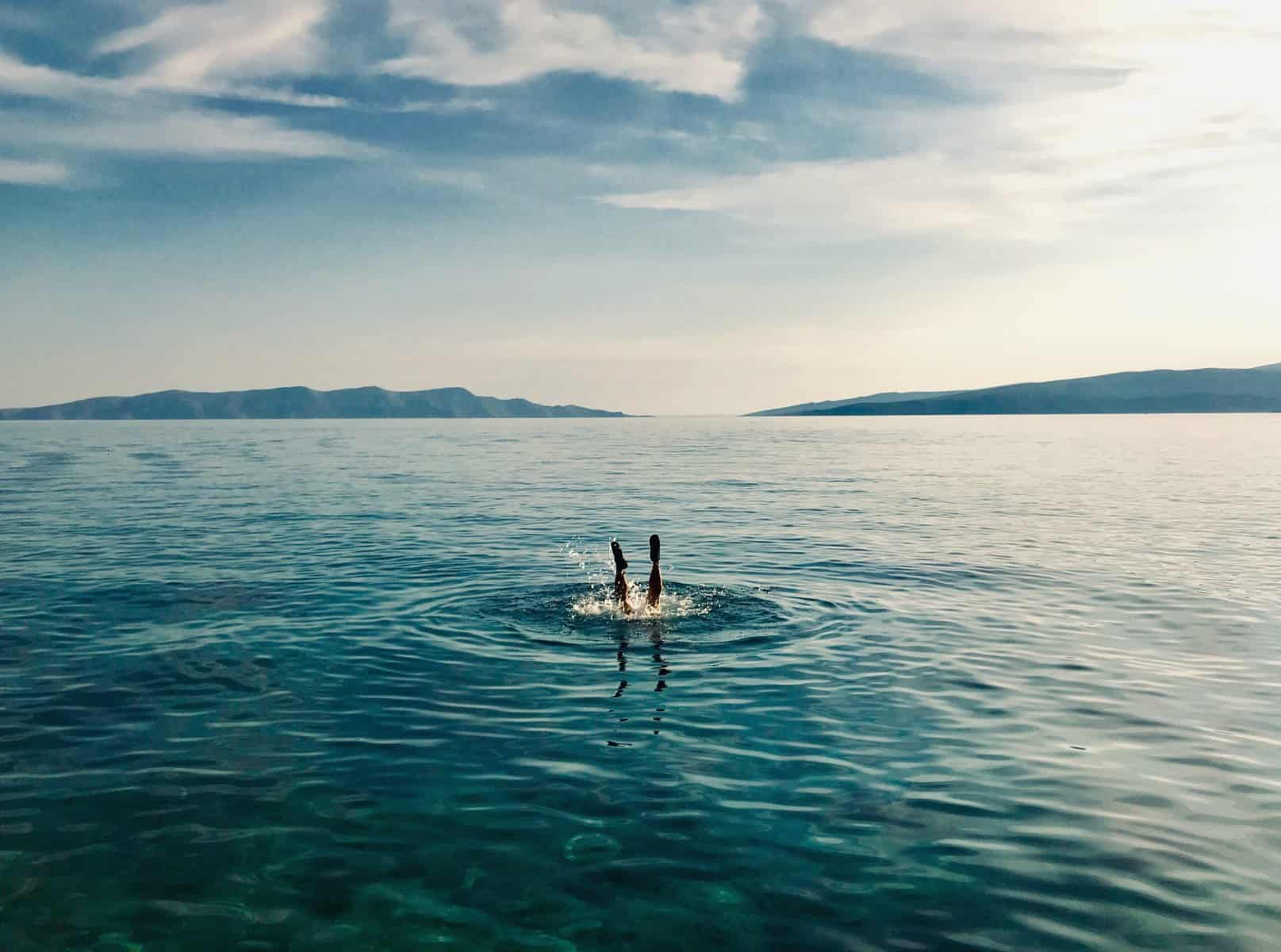 Mehr über den Artikel erfahren Planschen, schwimmen, tauchen